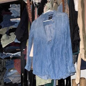 American eagle button down